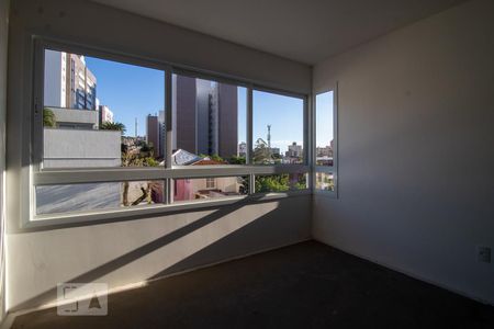 Sala de apartamento à venda com 3 quartos, 75m² em Menino Deus, Porto Alegre