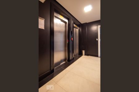 Apartamento à venda com 75m², 3 quartos e 2 vagasElevador