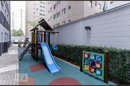 Apartamento para alugar com 43m², 2 quartos e sem vaga Apartamento para alugar com 43m², 2 quartos e sem vagaPlayground