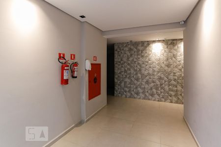 Apartamento para alugar com 43m², 2 quartos e sem vaga Apartamento para alugar com 43m², 2 quartos e sem vagaHall Social