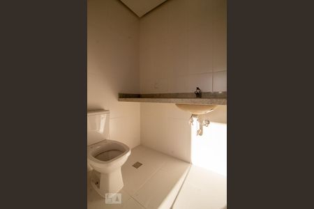 Banheiro da Suíte 1 de apartamento à venda com 2 quartos, 62m² em Menino Deus, Porto Alegre