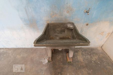 Casa para alugar com 80m², 3 quartos e 1 vagaÁrea de Serviço