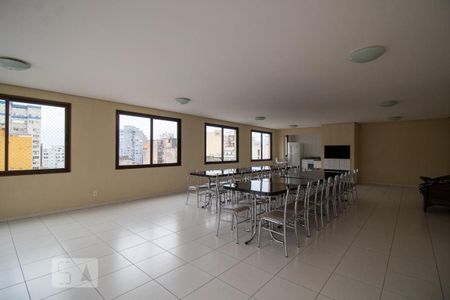 Apartamento à venda com 54m², 1 quarto e sem vagaÁrea comum - Salão de festas