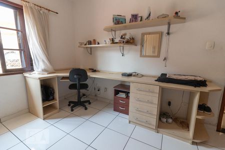 Casa à venda com 250m², 4 quartos e 2 vagasQuarto 2