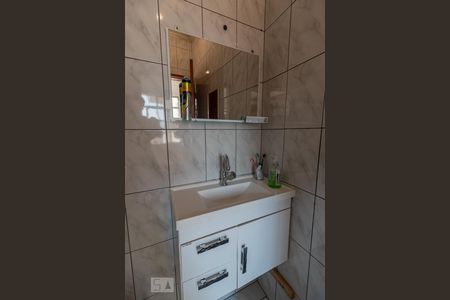 Casa à venda com 250m², 4 quartos e 2 vagasBanheiro