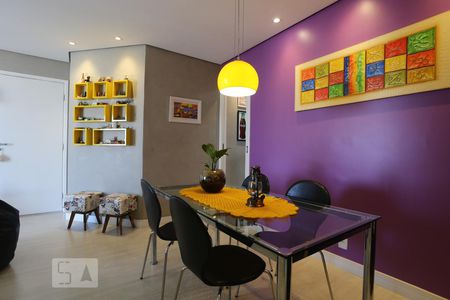 Apartamento para alugar com 80m², 2 quartos e 2 vagasSala