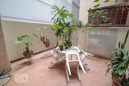 Apartamento à venda com 156m², 4 quartos e sem vagaÁrea de Serviço