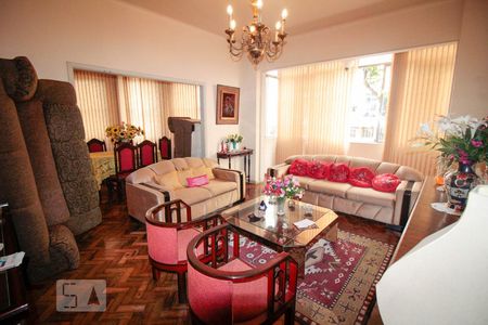 Apartamento à venda com 156m², 4 quartos e sem vagaSala