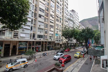 Apartamento à venda com 156m², 4 quartos e sem vagaVista 