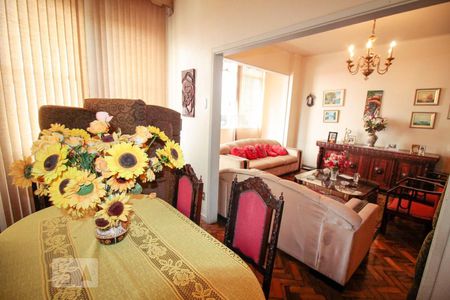 Apartamento à venda com 156m², 4 quartos e sem vagaSaleta 