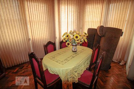 Apartamento à venda com 156m², 4 quartos e sem vagaSaleta 