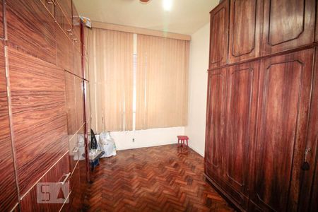 Apartamento à venda com 156m², 4 quartos e sem vagaQuarto 3 