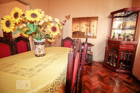 Apartamento à venda com 156m², 4 quartos e sem vagaSaleta 