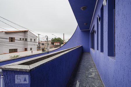 Casa à venda com 470m², 4 quartos e 6 vagas Casa à venda com 470m², 4 quartos e 6 vagasSacada da Sala - Vista