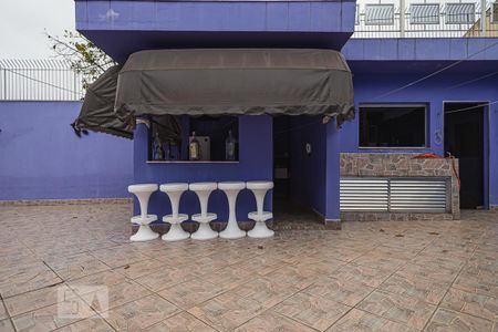 Casa à venda com 470m², 4 quartos e 6 vagas Casa à venda com 470m², 4 quartos e 6 vagasQuintal