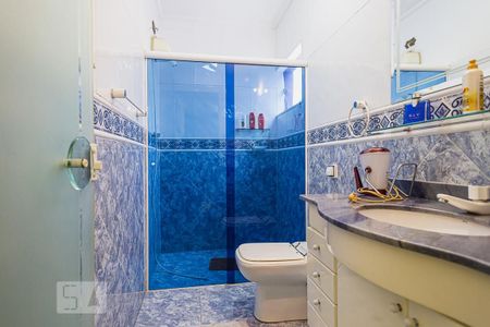 Casa à venda com 470m², 4 quartos e 6 vagas Casa à venda com 470m², 4 quartos e 6 vagasBanheiro da Suíte 3