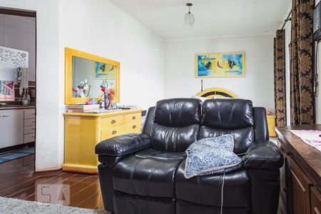 Casa à venda com 470m², 4 quartos e 6 vagas Casa à venda com 470m², 4 quartos e 6 vagasSuíte 1