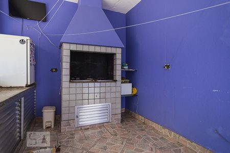 Casa à venda com 470m², 4 quartos e 6 vagas Casa à venda com 470m², 4 quartos e 6 vagasChurrasqueira