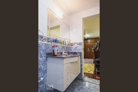 Casa à venda com 470m², 4 quartos e 6 vagas Casa à venda com 470m², 4 quartos e 6 vagasBanheiro da Suíte 3