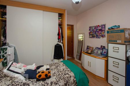 Casa à venda com 540m², 5 quartos e 6 vagasSuite 4