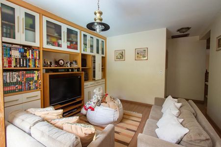 Casa à venda com 540m², 5 quartos e 6 vagasSala de tv