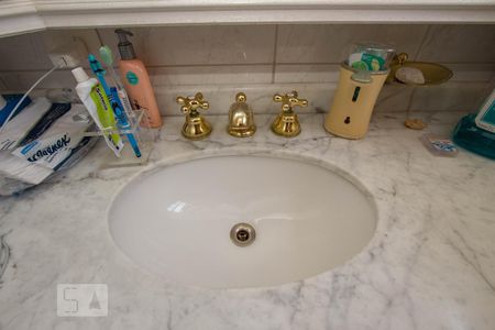 Casa à venda com 540m², 5 quartos e 6 vagasBanheiro 3