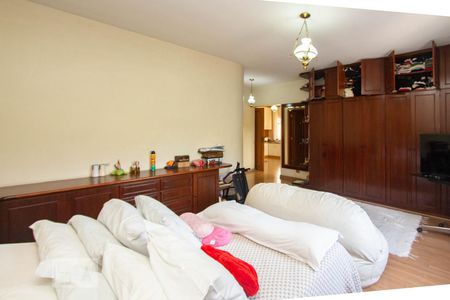 Casa à venda com 540m², 5 quartos e 6 vagasSuite 1