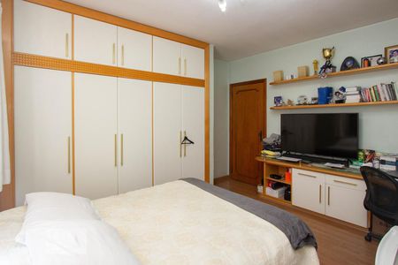 Casa à venda com 540m², 5 quartos e 6 vagasSuite 3