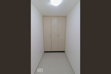 Casa à venda com 611m², 3 quartos e 4 vagasQuarto