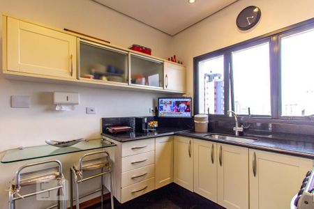 Apartamento à venda com 108m², 3 quartos e 2 vagasCozinha