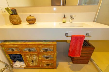 Apartamento à venda com 108m², 3 quartos e 2 vagasBanheiro Quarto 2 - Suíte