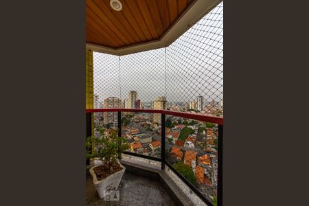 Apartamento à venda com 108m², 3 quartos e 2 vagasVaranda Quarto 2 - Suíte