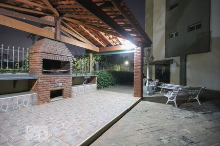 Apartamento à venda com 95m², 2 quartos e 2 vagasÁrea comum - Churrasqueira