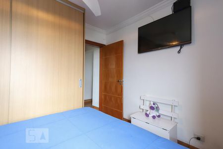 Apartamento à venda com 95m², 2 quartos e 2 vagasQuarto 2