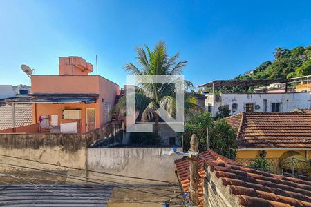 Casa à venda com 100m², 3 quartos e 1 vaga Casa à venda com 100m², 3 quartos e 1 vagaQuarto de Serviço