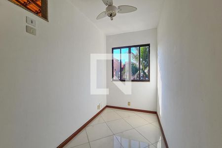 Casa à venda com 100m², 3 quartos e 1 vaga Casa à venda com 100m², 3 quartos e 1 vagaQuarto de Serviço