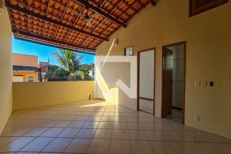 Casa à venda com 100m², 3 quartos e 1 vaga Casa à venda com 100m², 3 quartos e 1 vagaTerraço