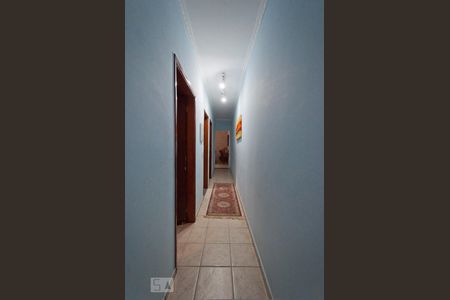 Corredor de casa à venda com 3 quartos, 150m² em Jardim Ponte Rasa, São Paulo