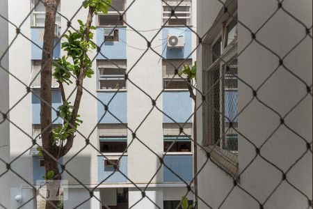 Vista da Sala  de apartamento à venda com 2 quartos, 65m² em Tijuca, Rio de Janeiro