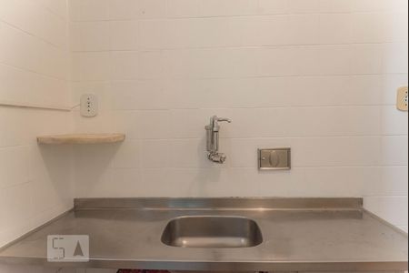 Apartamento à venda com 65m², 2 quartos e 1 vagaCozinha - Pia