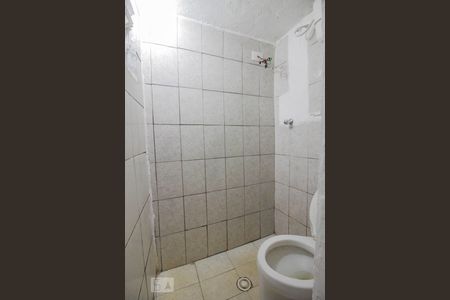 banheiro de kitnet/studio para alugar com 1 quarto, 15m² em Lauzane Paulista, São Paulo