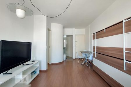 Apartamento para alugar com 36m², 1 quarto e 1 vaga Apartamento para alugar com 36m², 1 quarto e 1 vagaSala