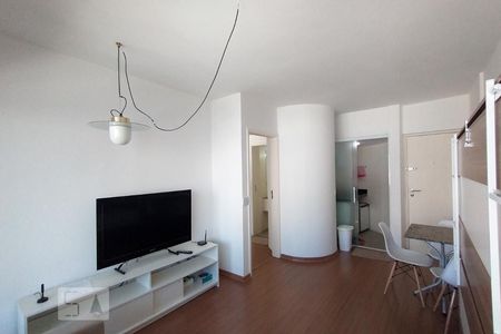 Apartamento para alugar com 36m², 1 quarto e 1 vaga Apartamento para alugar com 36m², 1 quarto e 1 vagaSala