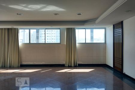 Apartamento para alugar com 36m², 1 quarto e 1 vaga Apartamento para alugar com 36m², 1 quarto e 1 vagaSalão de festas