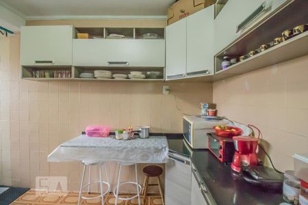 Apartamento à venda com 64m², 2 quartos e 2 vagasCozinha