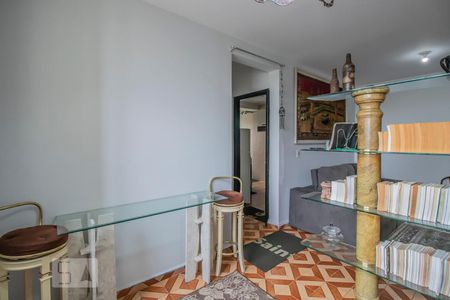 Apartamento à venda com 64m², 2 quartos e 2 vagasSala