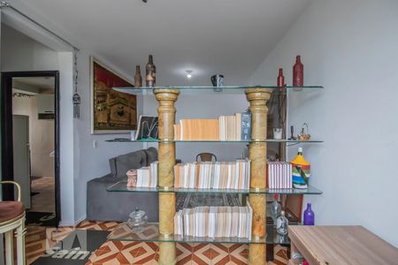 Apartamento à venda com 64m², 2 quartos e 2 vagasSala