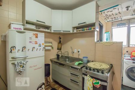 Apartamento à venda com 64m², 2 quartos e 2 vagasCozinha
