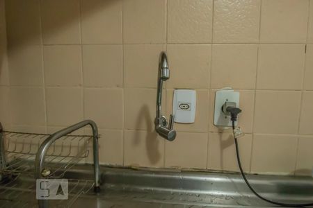 Apartamento à venda com 64m², 2 quartos e 2 vagasCozinha