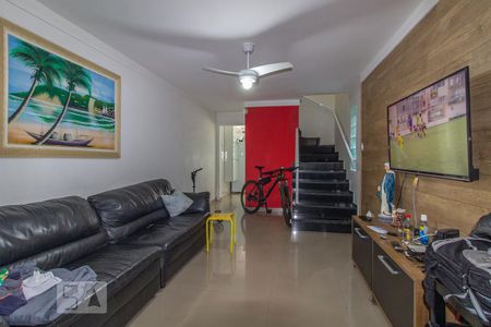 Casa à venda com 3 quartos, 200m² em Vila Aricanduva, São Paulo